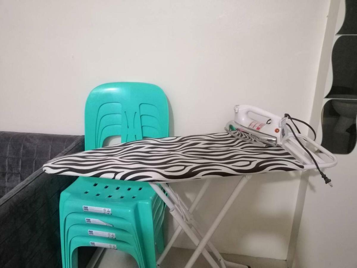 Condo Transient Near Naia Airport T1234 With Unlimited Wifi V1 Manila Esterno foto